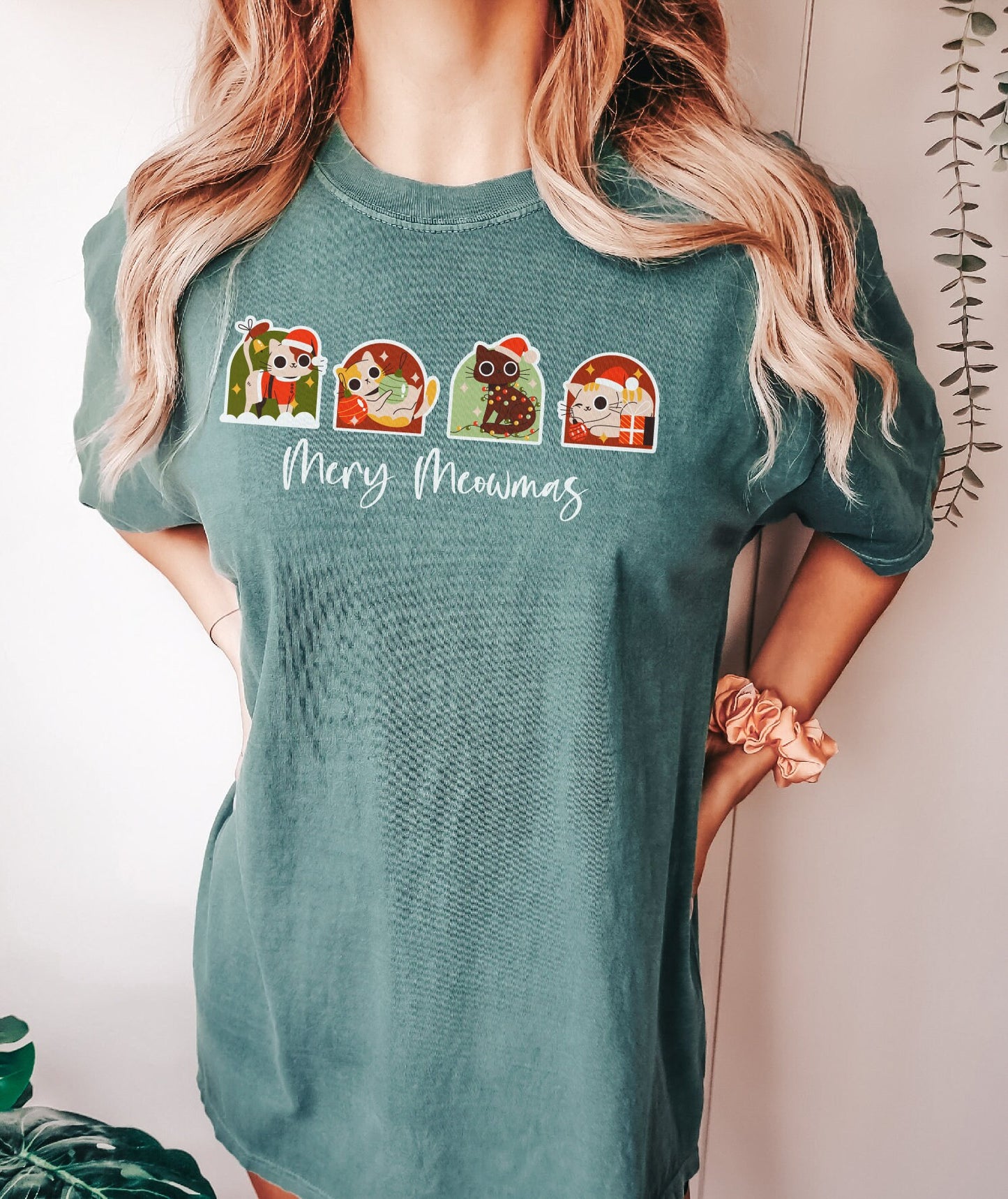 Merry Christmas Tshirt, Happy Cat Year Shirt, Cat Lover Shirt, Cat Shirt, Christmas Gifts, Cat Lover Gift, Cat Mom Gift, Christmas Shirt