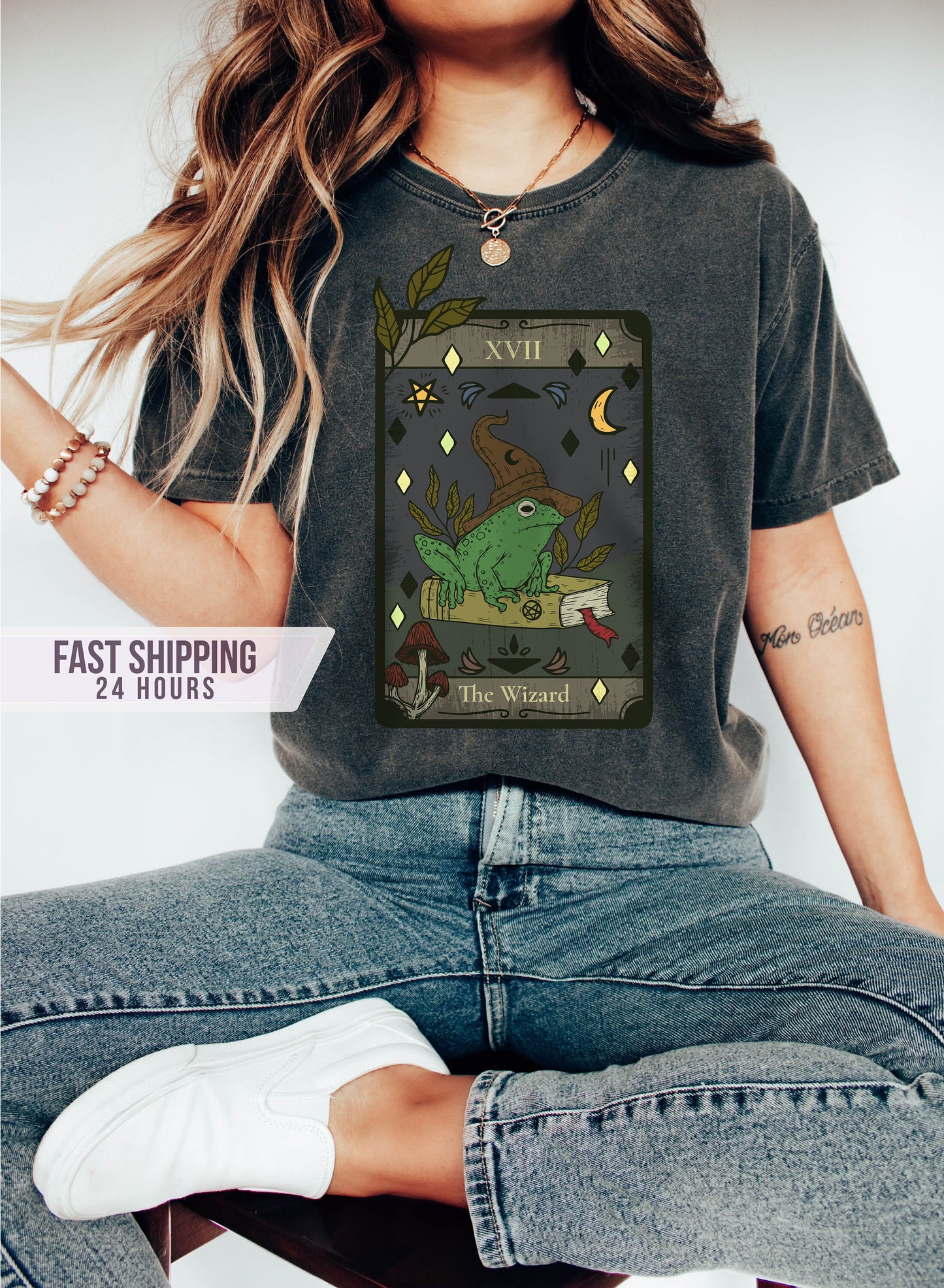 The Wizard Frog Tarot Card Tshirt, Frog Shirt, Tarot Card Shirt,  Frog Tshirt, Frog Lover Gift,  Shirt, Frog Lover Gift