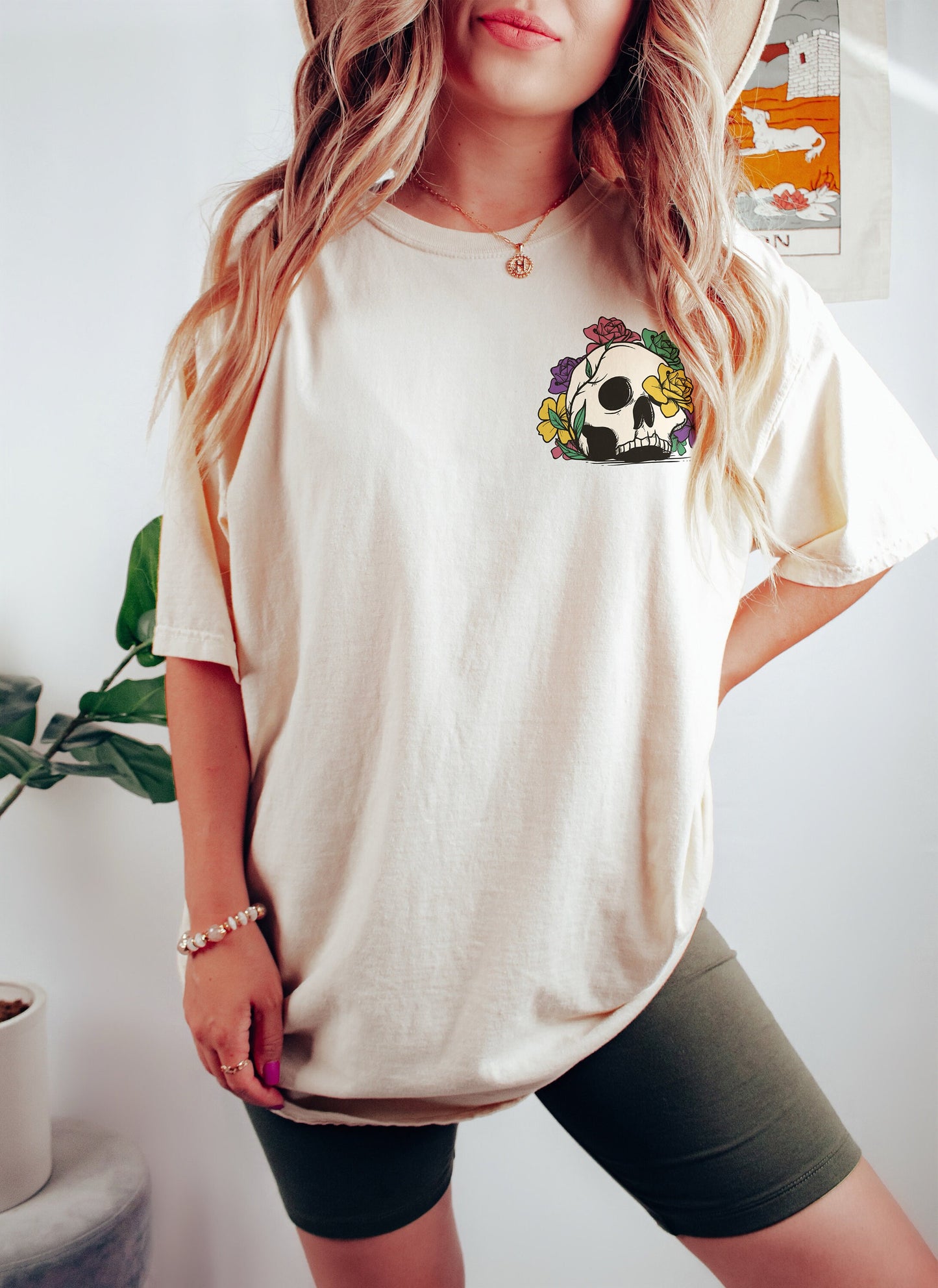 Flower Skull Tshirt, Halloween Shirt, Skull Shirt, Halloween Gifts, Flower Shirt, Halloween Gift,Gift for Him,Halloween T shirt,Gift for Her