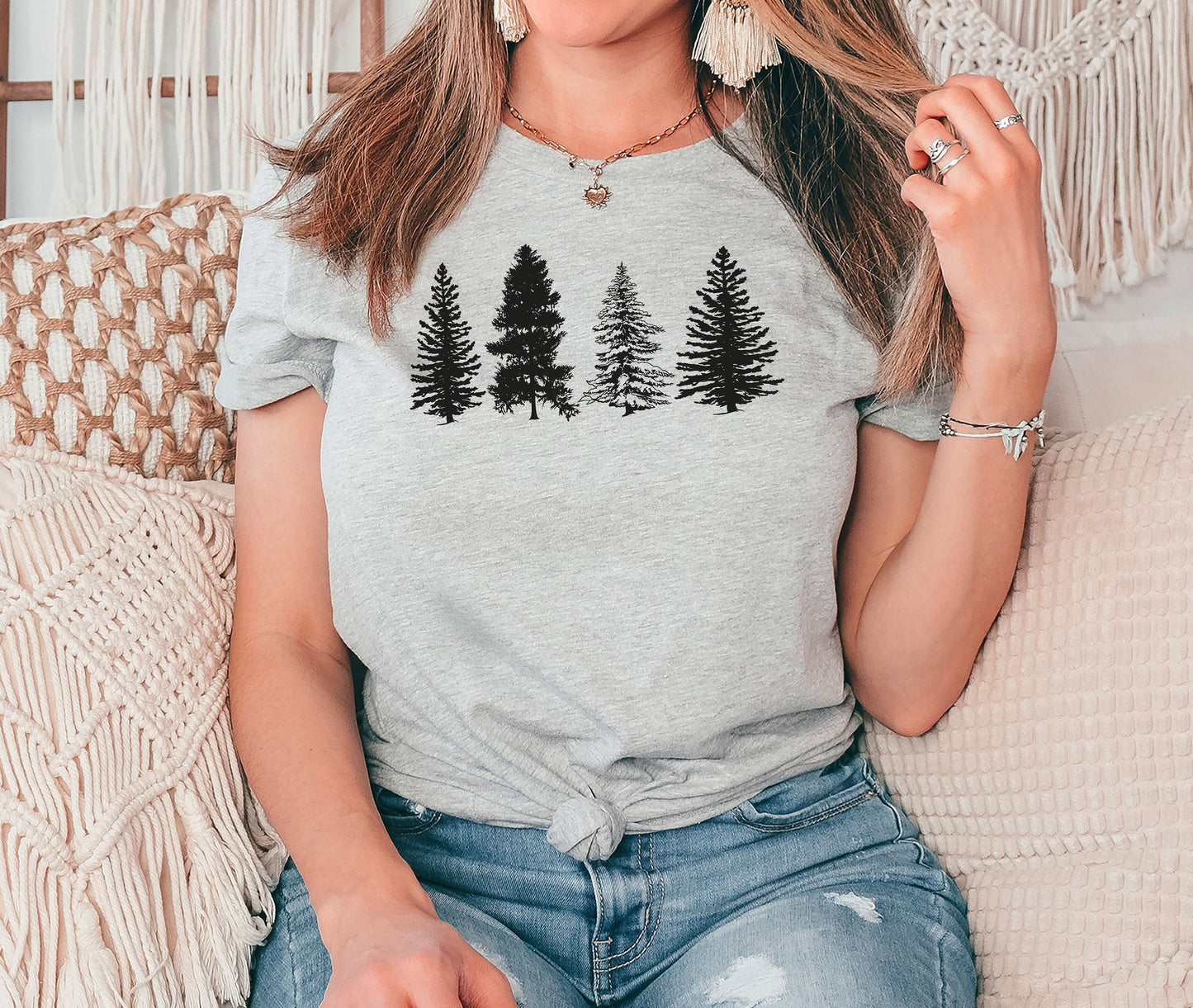 Christmas Tree Tshirt, Christmas Shirt, Christmas Gifts, Cute Christmas Shirt, Holiday Tee, Christmas Tree Shirt,Holiday Gift,Christmas Gift