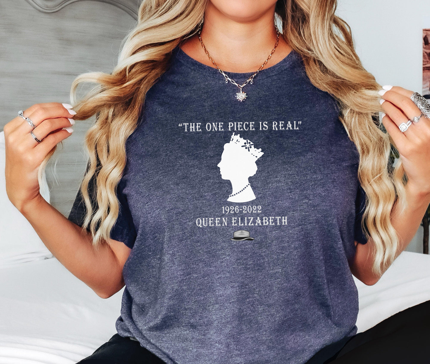Queen Elizabeth II Tshirt, The Queen Shirt, Queen's Crown Tshirt, Royal Monarchy Tee, Queen Of England TShirt, Queen Elizabeth Shirt