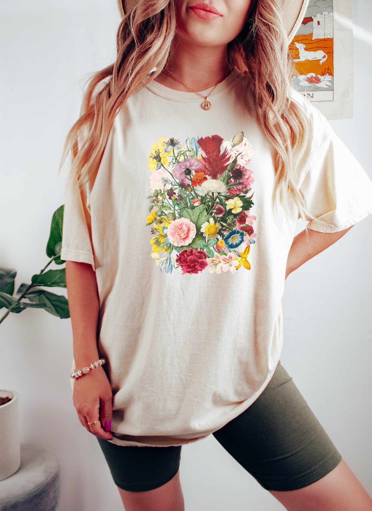 Flower Pattern Tshirt, Flower Shirt Women,Flower Sympathy Gift,Flower Shirt,Flower Girl Gift,Pressed Flower Shirt,Wild Flowers Shirt