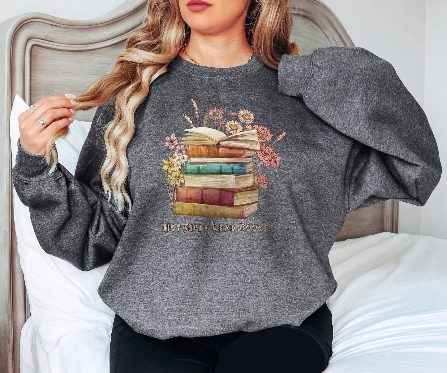 Hot Girls Read Books Sweatshirt, Reading Sweatshirt, Girlfriend Gift, Love Reading, Bookish Sweatshirt, Book Lover Gift, Book Hoodie