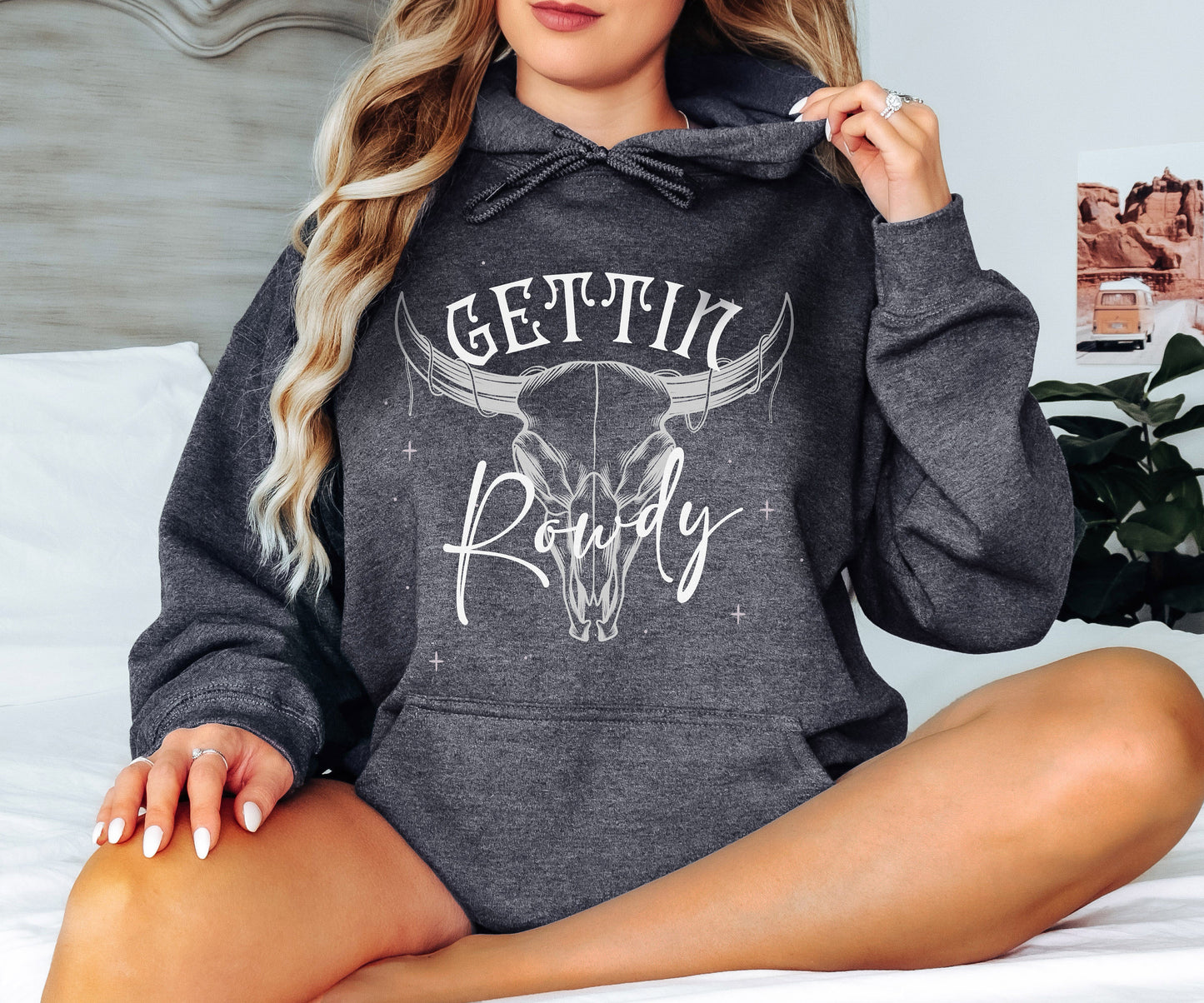 Getting Hitched Rowdy Sweatshirt,Country Bachelorette Hoodie,Team Bride Hoodie,Bride Sweatshirt,Western Sweatshirt,Bachelorette Party Hoodie