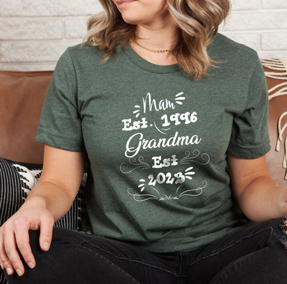 Custom Grandma Tshirt, Mom Est Granma Est, Mothers Day Gift, Grandma Shirt, Custom Shirt, Grandma Gift, Mothers Day Shirt,Personalized Gifts