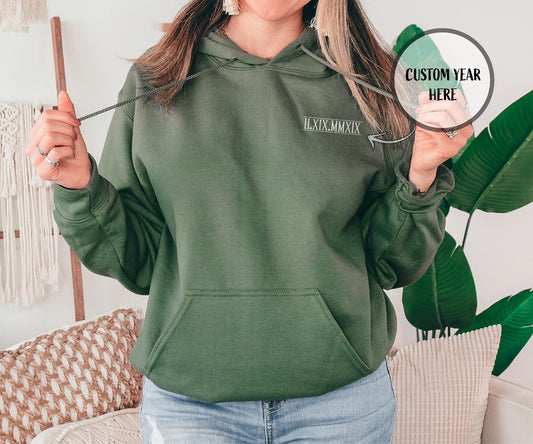 Roman Number Custom Date Sweatshirt, Birthday Gift, Wedding Date Gift, Gift for Her, Bride and Groom, Personalization Gift, Gift for Mom